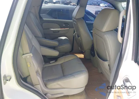 2007 Chevrolet Tahoe Ltz z USA, uszkodzony, nr VIN 1GNFC13J87J132303